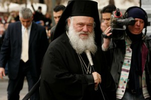 Ο Αρχιεπίσκοπος Ιερώνυμος στη Γερμανία για εξειδικευμένη φυσικοθεραπεία