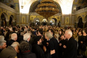 Πλήθος πιστών  κατέκλυσε τον ναό του Αγίου Ανδρέα για τον Α ´ κατανυκτικό της συγχωρήσεως