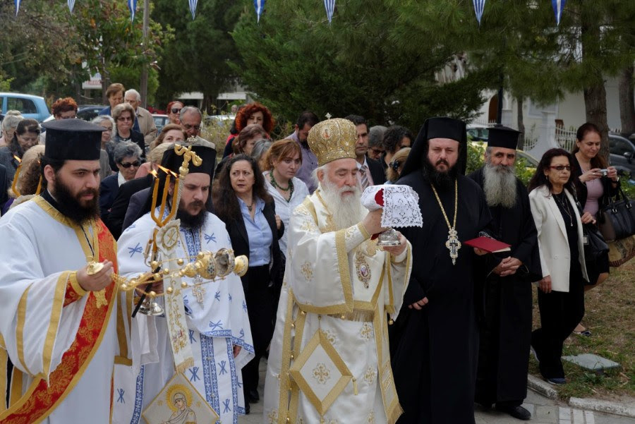 You are currently viewing Με μεγαλοπρέπεια τα εγκαίνια στον Άγιο Νεκτάριο Χαϊδαρίου