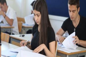 Προαγωγικές εξετάσεις στα Γυμνάσια χωρίς τα Θρησκευτικά και τα Αρχαία