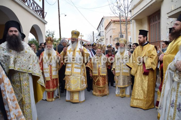 You are currently viewing Μέγα πλήθος πιστών  στην Αίγινα στη λιτανεία των Λειψάνων του Αγ.Νεκταρίου