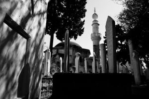 Δημιουργία μουσουλμανικού νεκροταφείου ζητούν 34 βουλευτές του ΣΥΡΙΖΑ