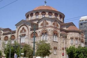 Η Μητρόπολη Πειραιώς κρούει τον κώδωνα του κινδύνου για τον Πεντηκοστιανισμό