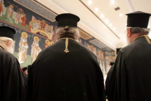 «Ψυχρολουσία» για τον Αρχιεπίσκοπο, το συμπέρασμα από την πρώτη σύναξη των ιερέων της Αρχιεπισκοπής