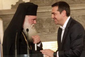 Ο Πρωθυπουργός εκθέτει τον Αρχιεπίσκοπο και υπερθεματίζει : Θαύμα η “συμφωνία” με την Εκκλησία