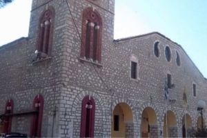 Σκάνδαλο σε εκκλησία στον Τύρναβο: Άφαντος ο ιερέας- λείπουν εικόνες και 140.000 ευρώ!!