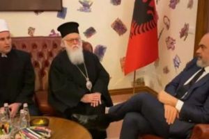 Να αποφεύγονται οι θρησκευτικές συγκεντρώσεις ζήτησε ο Ράμα στην Αλβανία