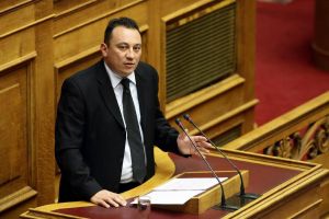 Κ. ΒΛΑΣΗΣ: “Το Άγιο Φως θα έρθει στην Αθήνα και δεν θα πάει πουθενά”