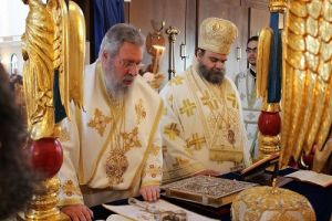 Ο ΤΑΜΑΣΟΥ ΗΣΑΙΑΣ:Απειλεί με «σχίσμα» τον Αρχιεπίσκοπο Χρυσόστομο