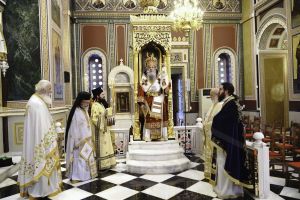Εορτασμός του Θαύματος του Αγίου Σπυρίδωνος κατά των Παπικών στην Ι. Μητρόπολη Πειραιώς