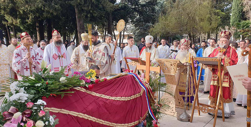 You are currently viewing Η Εξόδιος Ακολουθία του μακαριστού Επισκόπου πρ. Ερζεγοβίνης Αθανασίου