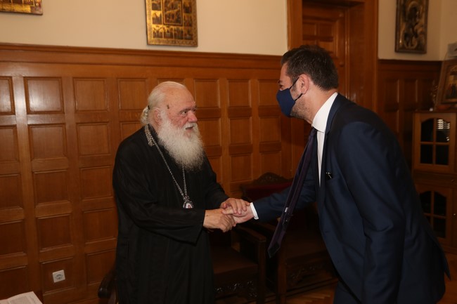 You are currently viewing Ο πρόεδρος της Ν.Δ. Κύπρου στον Αρχιεπίσκοπο Ιερώνυμο