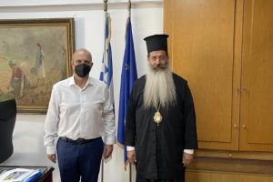 Ο Σεβ. Φθιώτιδος συνεχάρη άμεσα τον νέο Κυβερνητικό Εκπρόσωπο κ. Ιωάννη Οικονόμου