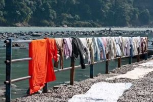 Ινδία: Κατηγορούμενος για απόπειρα βιασμού θα πλένει τα ασπρόρουχα 2.000 γυναικών για 6 μήνες
