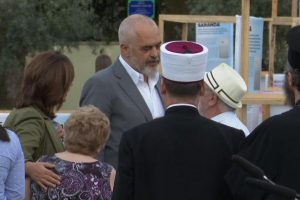 Αναζήτηση αγνοούμενων κληρικών και πιστών κατά τον αθεϊστικό διωγμό στην Αλβανία….