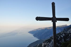 Θρίλερ με αγνοούμενους στο Άγιον Όρος – Άκαρπες οι προσπάθειες εντοπισμού τους