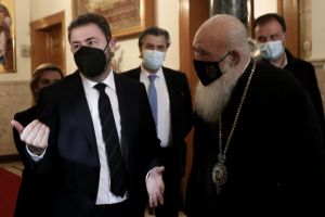 Ιερώνυμος – Ανδρουλάκης για Ουκρανία: “Να σταματήσει ο πόλεμος τώρα” – “Οι σκέψεις μας στους Έλληνες της Μαριούπολης”