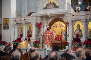 Ανοίξαμε τις καρδιές για τον ερχομό του Σωτήρος Χριστού, στην  χριστουγεννιάτικη γιορτή του Ιερού Ναού Αγίου Φωτίου του Μεγάλου Θεσσαλονίκης