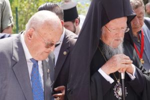 Οι γονείς του Οικουμενικού Πατριάρχου αναπαύονται πλέον στη γενέτειρά τους Ίμβρο