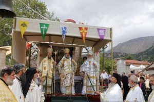 Αρχιερατικό συλλείτουργο στο Ιερό Προσκύνημα της Παναγίας Πλατανιώτισσας