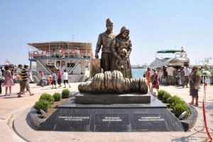 Ένα μνημείο μνήμης στα παράλια της Τουρκίας για τους “Ανταλλαγέντες και από τις δύο πλευρές”