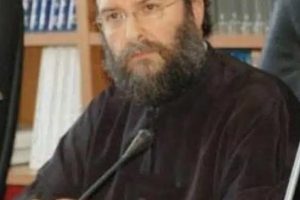 Ο Πρωτοπρεσβύτερος π.Αθανάσιος Γκίκας νέος Κοσμήτορας της Θεολογικής Σχολής του ΑΠΘ με τριετή θητεία